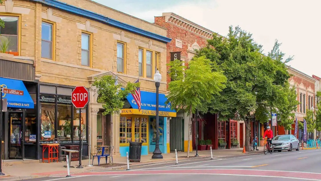 Photo of Others in Andersonville