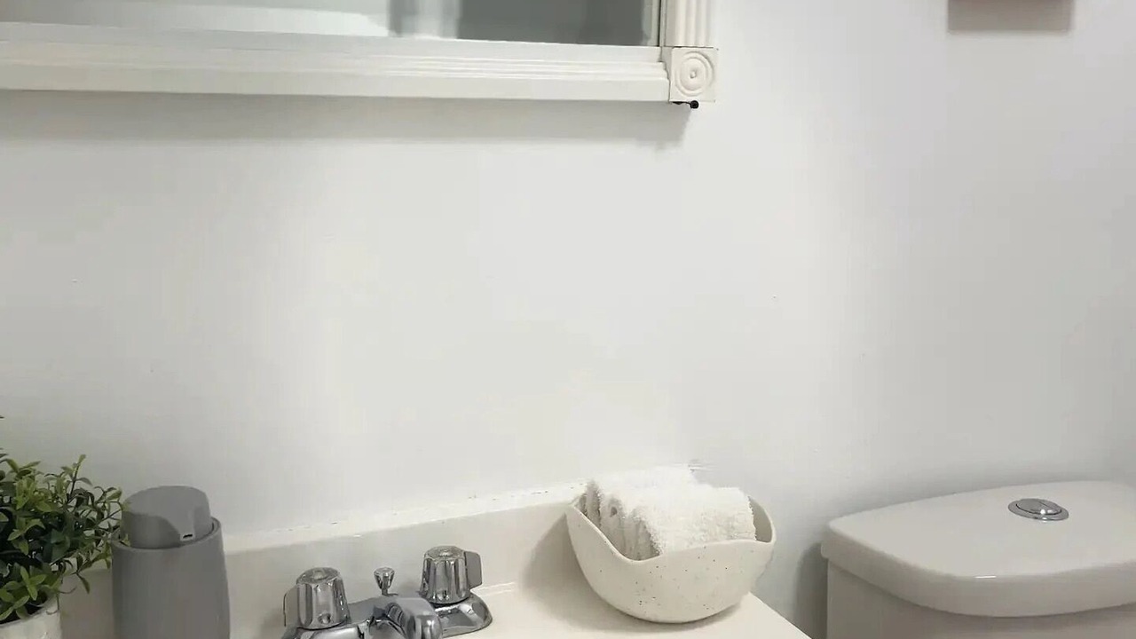 Photo of Bathroom in Andersonville