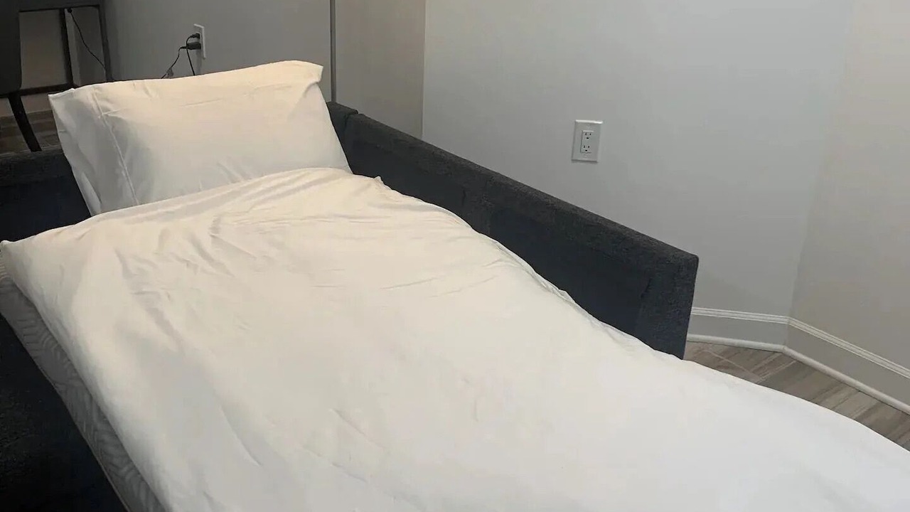 Photo of Bedroom in Andersonville