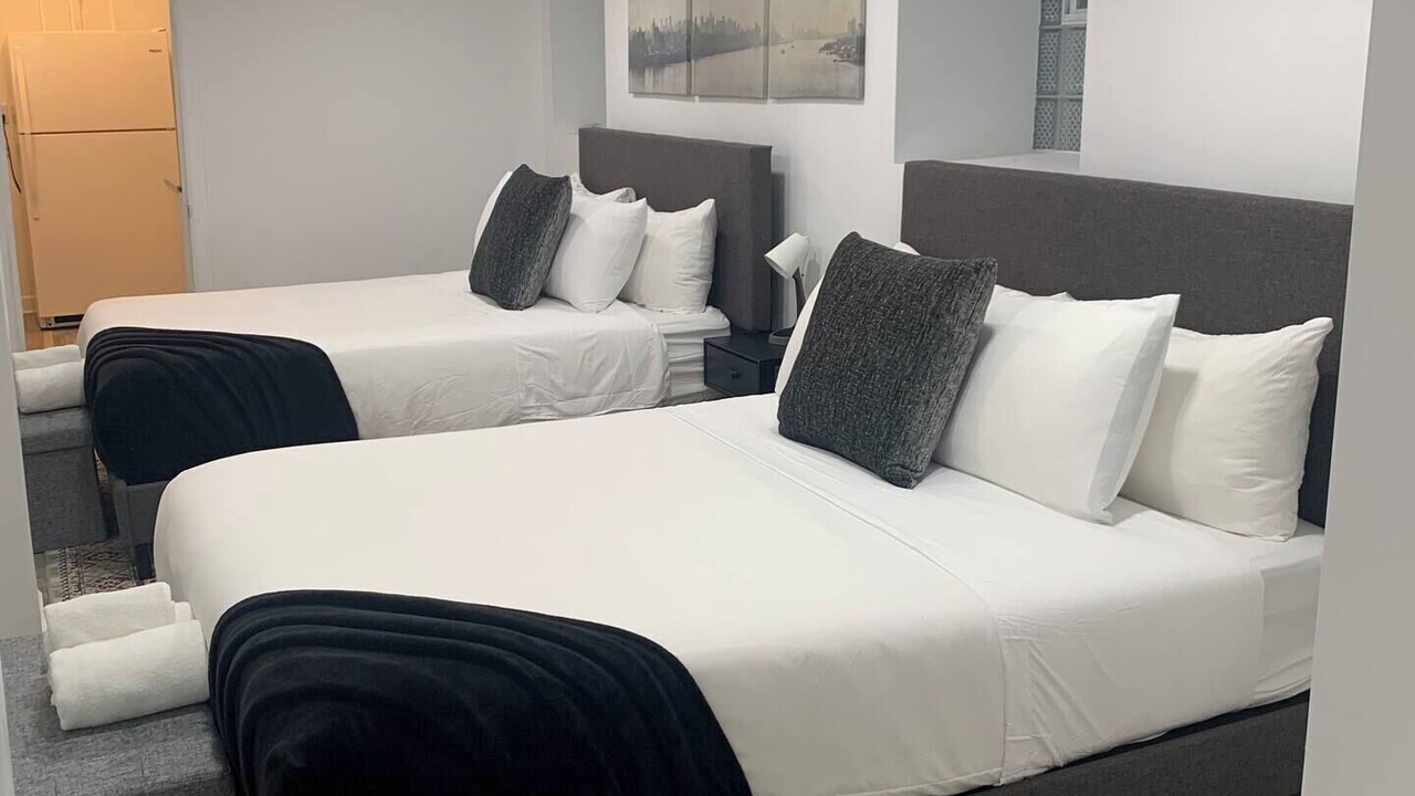Photo of Bedroom in Andersonville