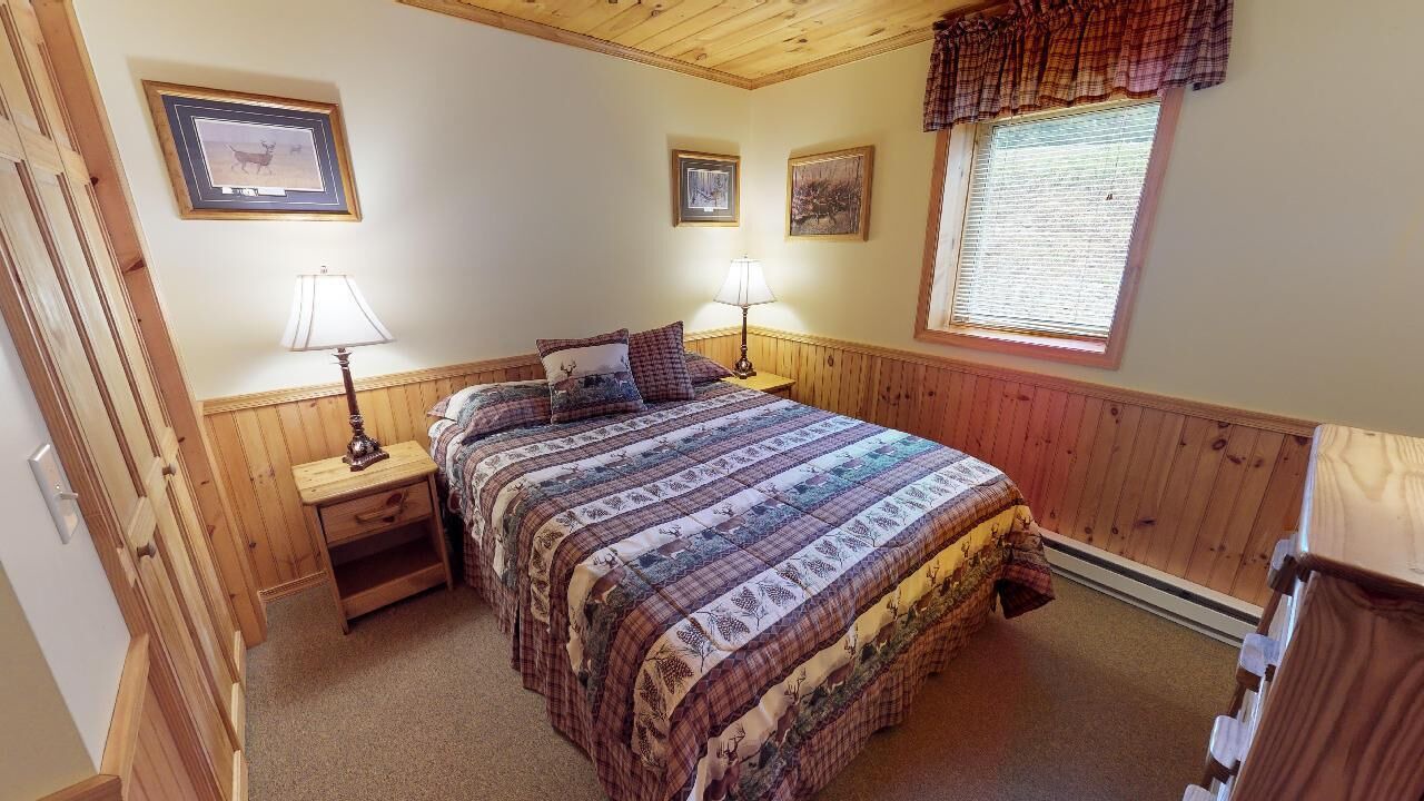 Photo of Bedroom in Gaines