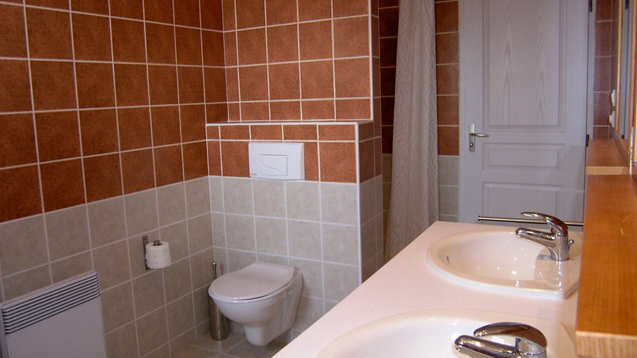 Photo of Bathroom in Caunes-Minervois