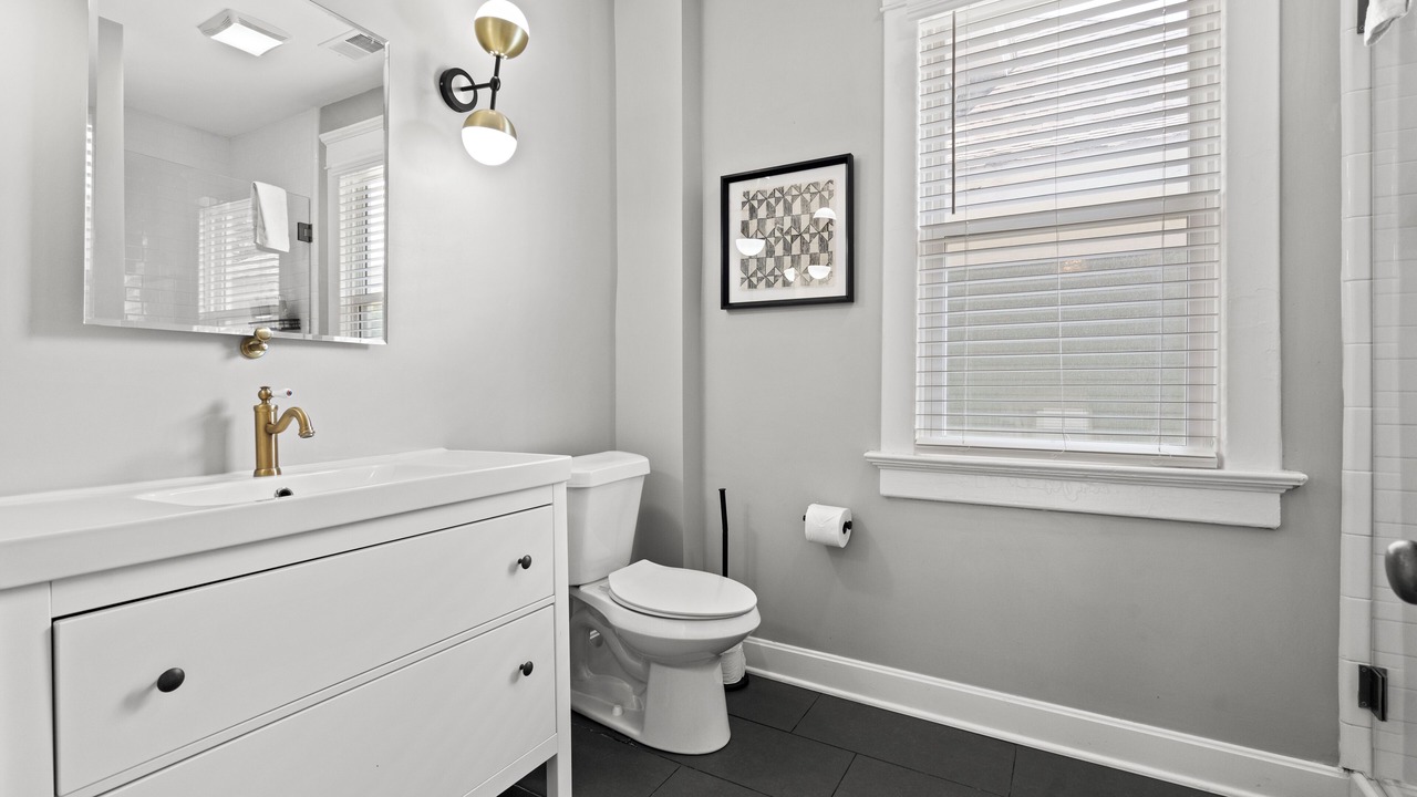 Photo of Bathroom in Hanover Place