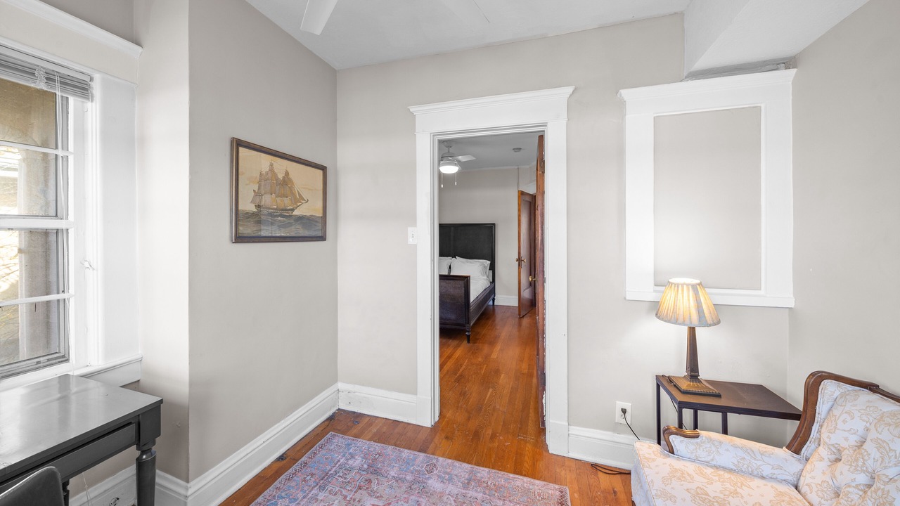 Photo of Livingroom in Midtown - Westport