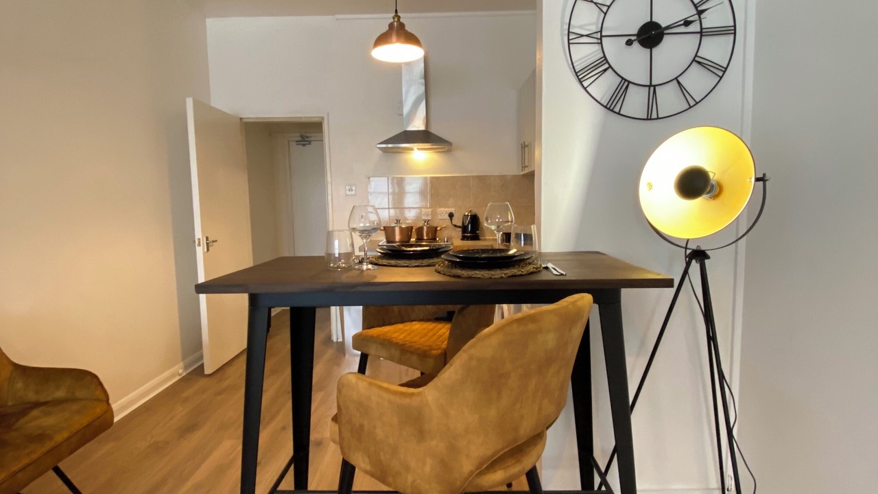 Photo of Others in Elephant and Castle