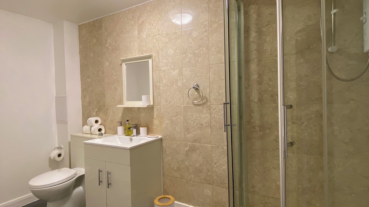 Photo of Bathroom in Elephant and Castle