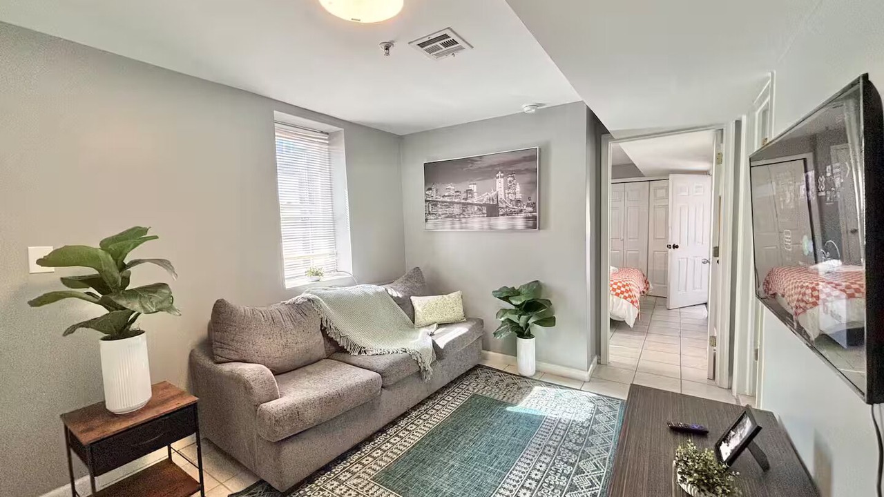 Photo of Livingroom in North Bergen