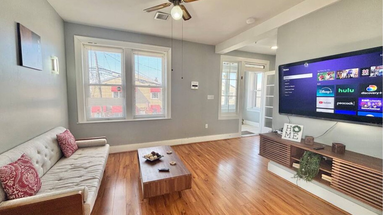 Photo of Livingroom in North Bergen
