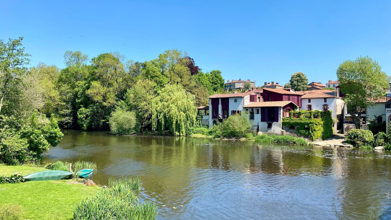 Photo of Others in Clisson