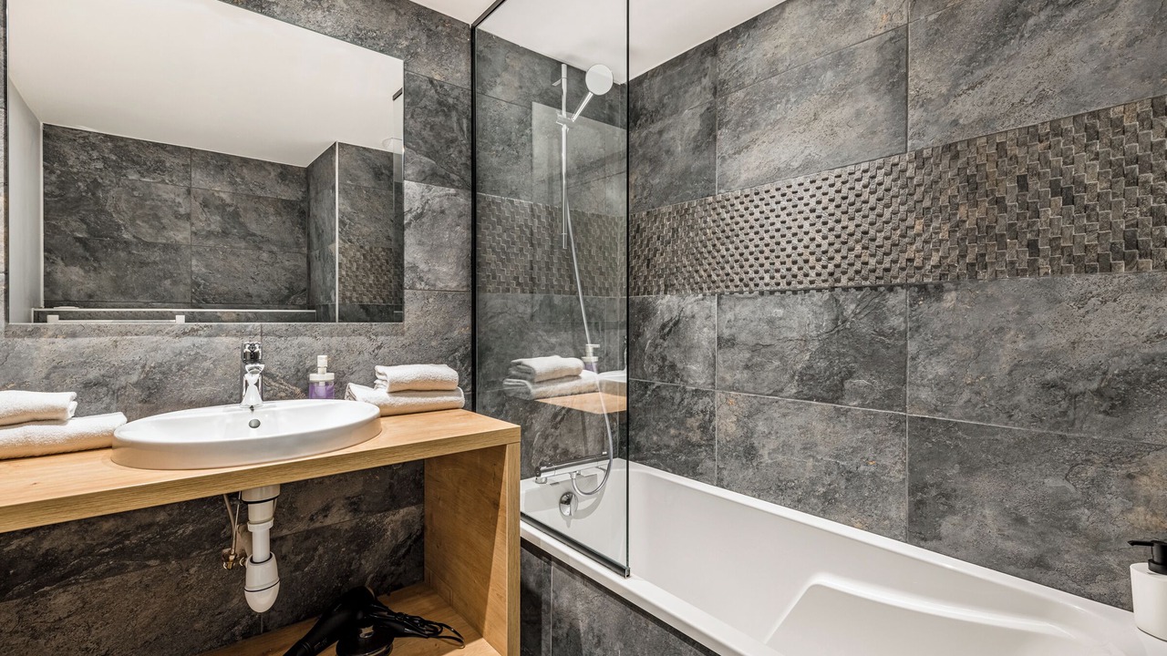 Photo of Bathroom in La Metare - Le Portail Rouge