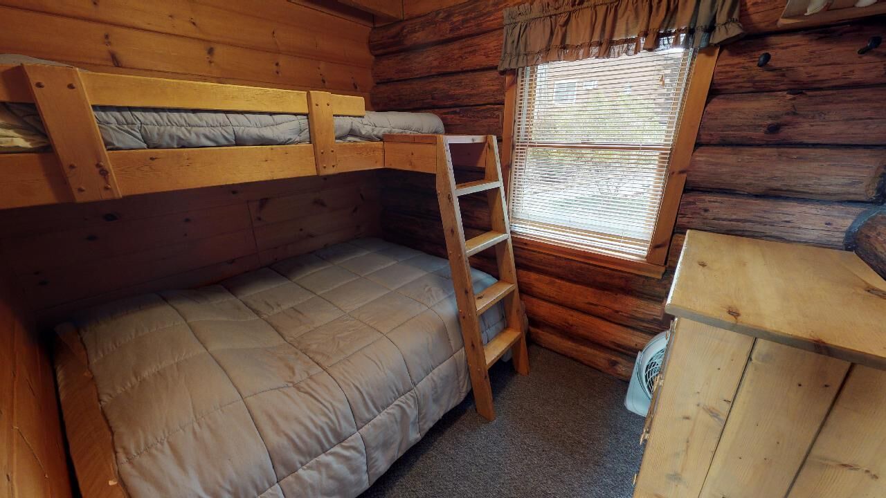 Photo of Bedroom in Gaines