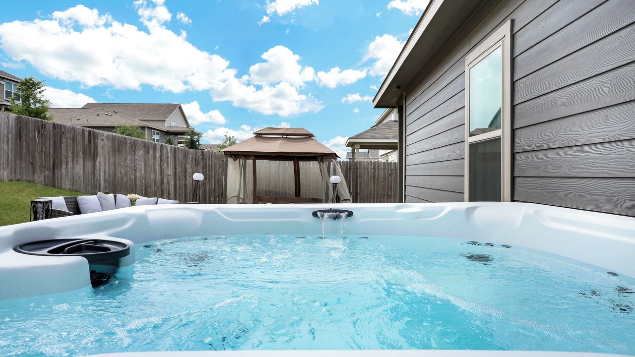 Photo of Outdoor in Converse