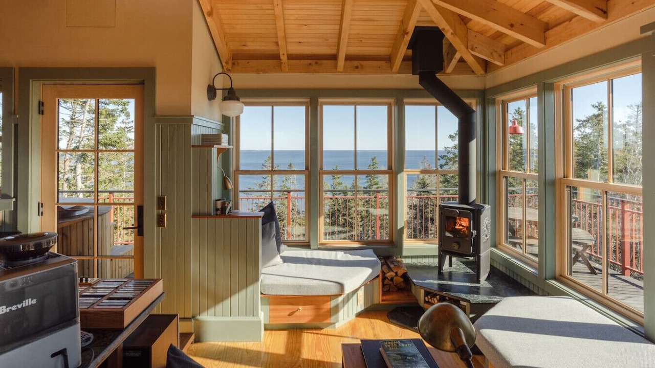 Photo of Livingroom in Lunenburg County