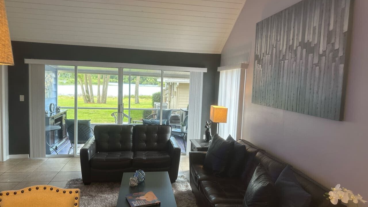 Photo of Livingroom in Plymouth