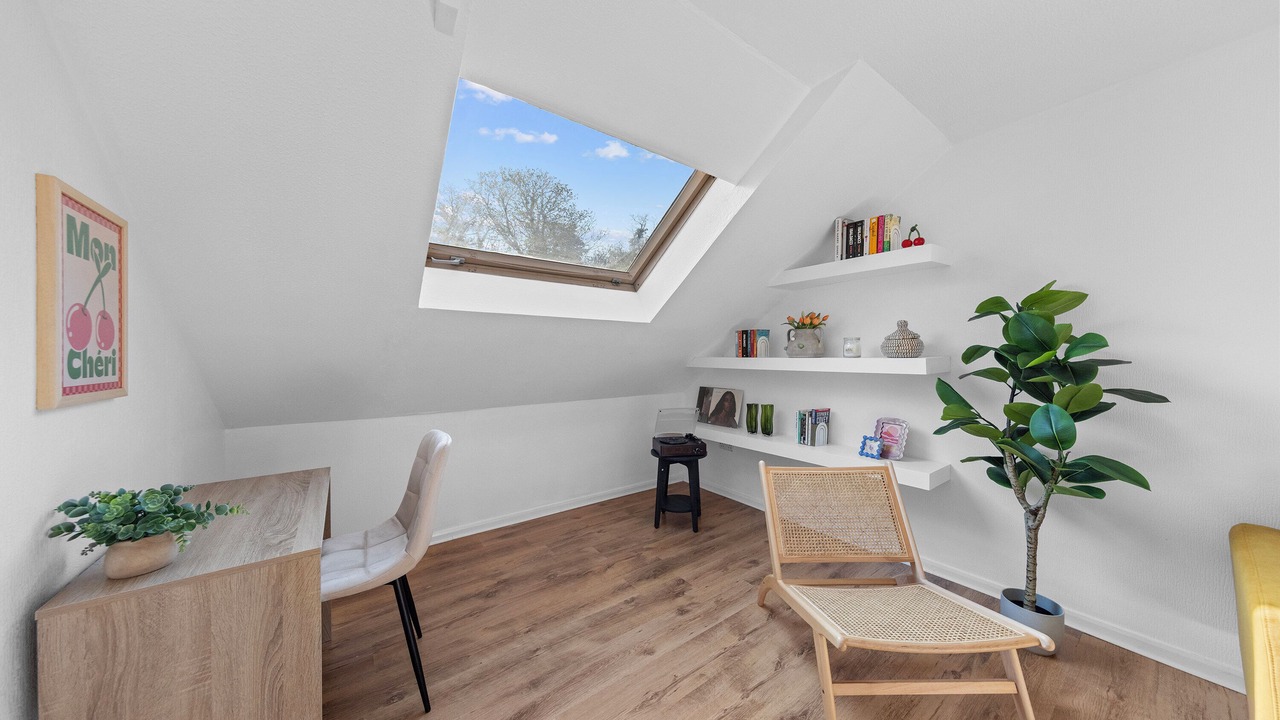 Photo of Others in Telegraph Hill