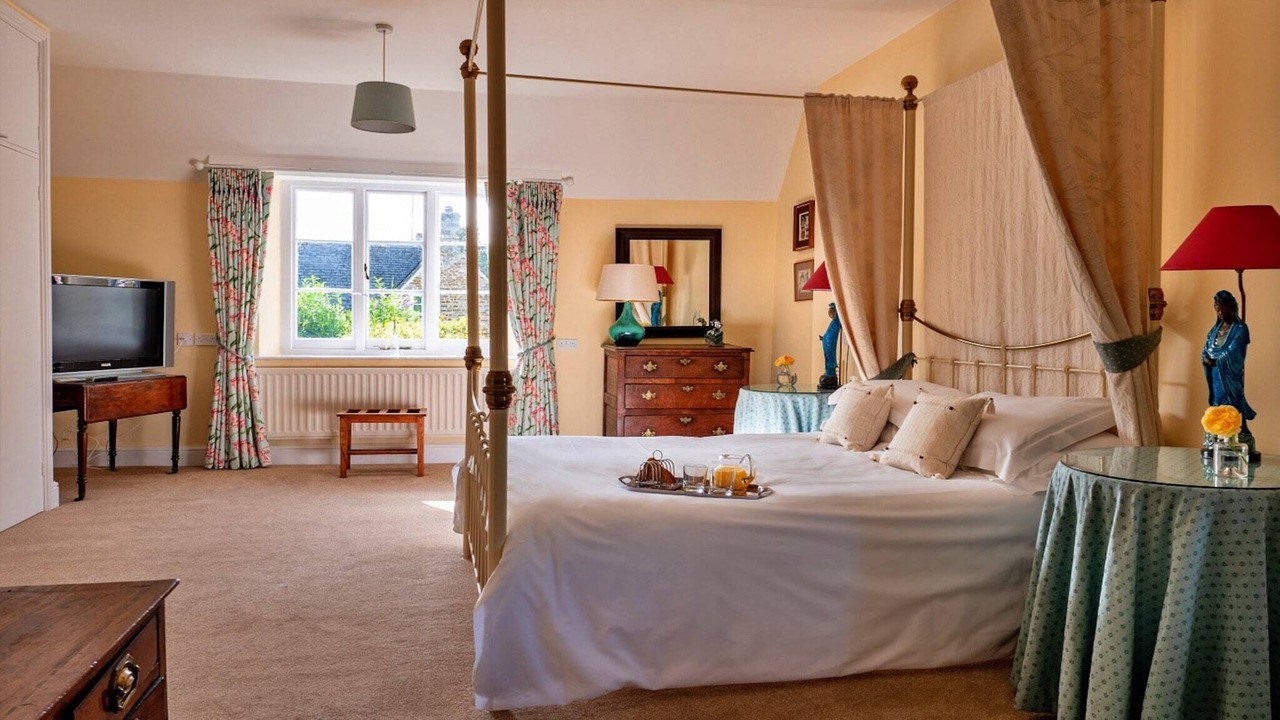 Photo of Others in Kingham