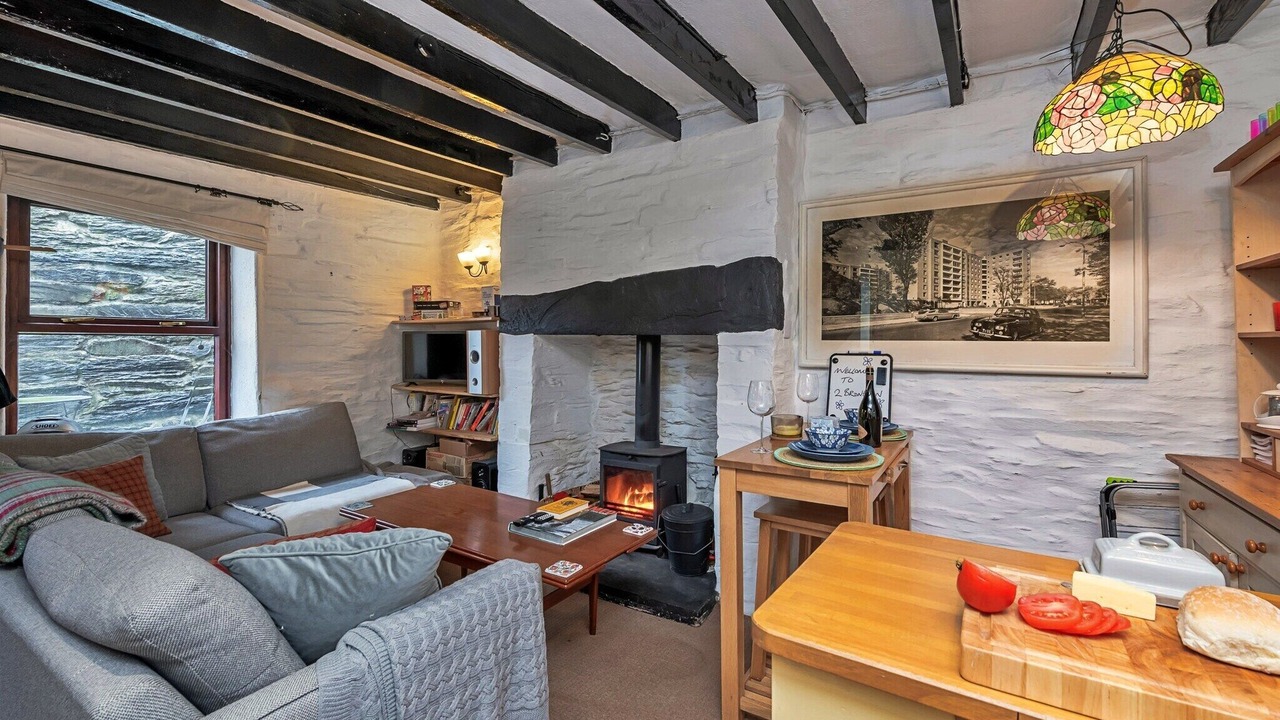 Photo of Livingroom in Dolwyddelan