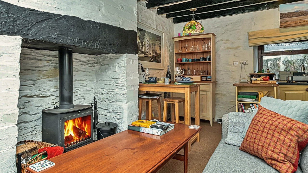 Photo of Livingroom in Dolwyddelan