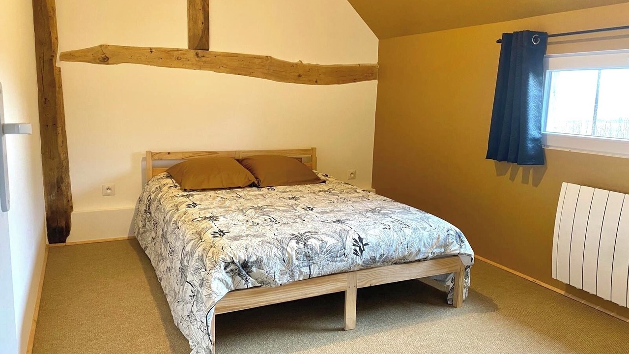 Photo of Bedroom in Digny