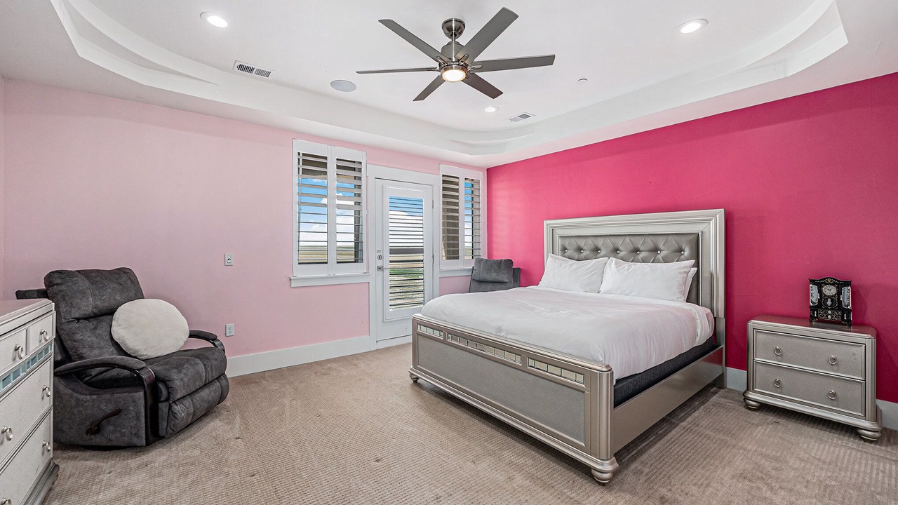 Photo of Bedroom in Hudson