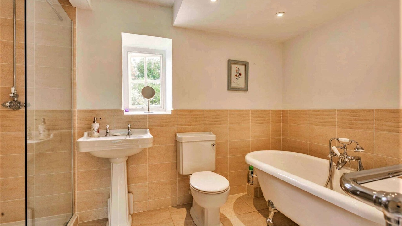 Photo of Bathroom in Twywell