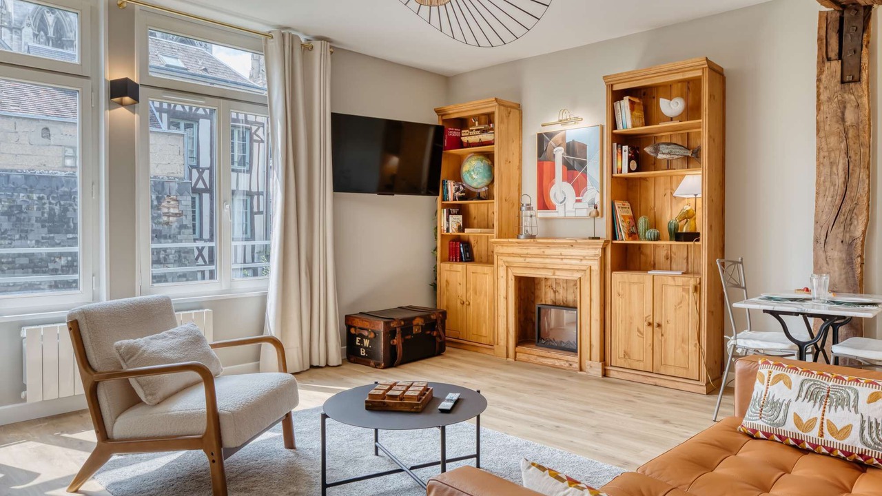 Photo of Bedroom in Rouen City Centre
