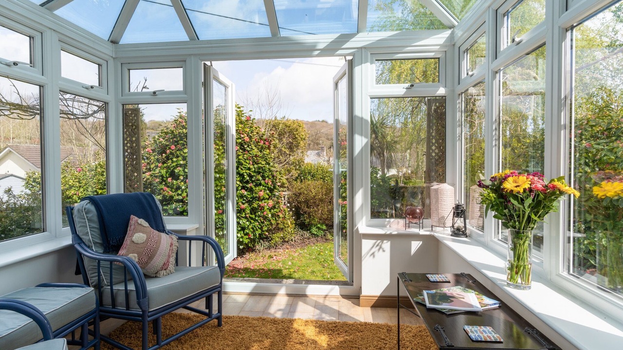 Photo of Livingroom in Polgooth