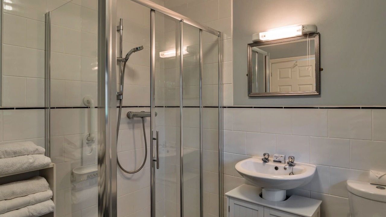 Photo of Bathroom in Trenwheal