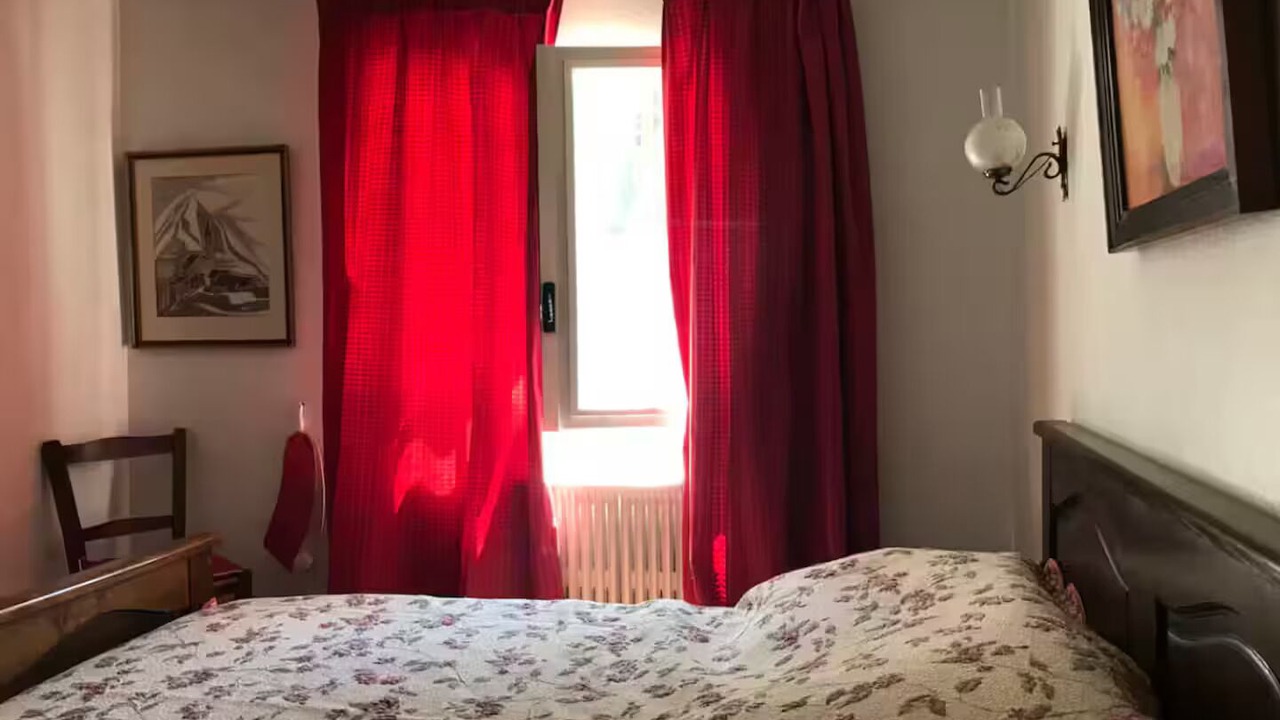 Photo of Bedroom in Sussargues