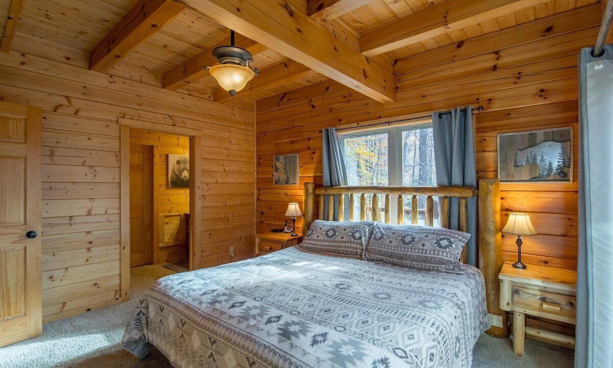 Photo of Bedroom in Rockbridge