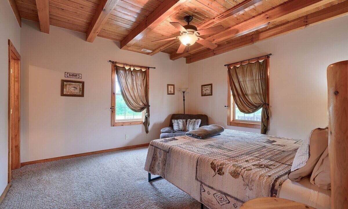 Photo of Bedroom in Rockbridge