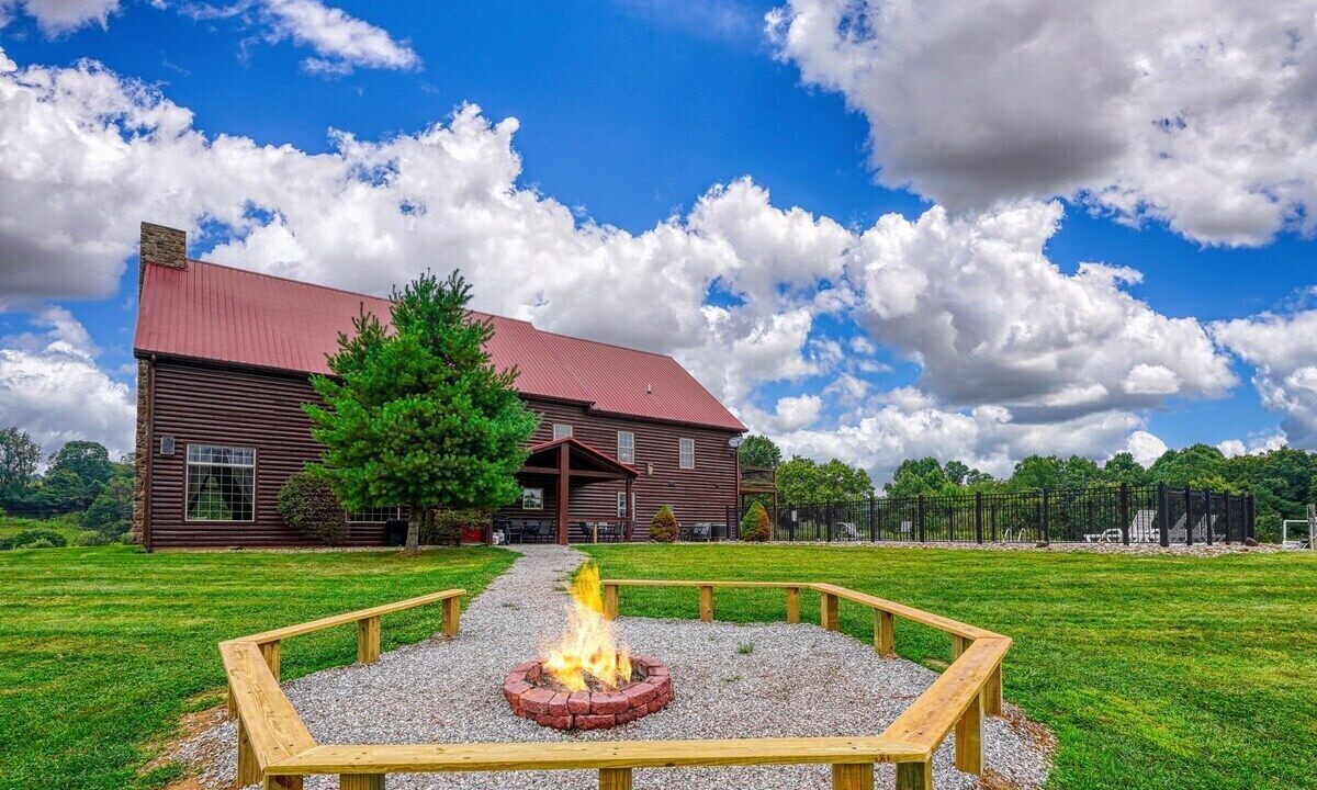 Photo of Outdoor in Rockbridge