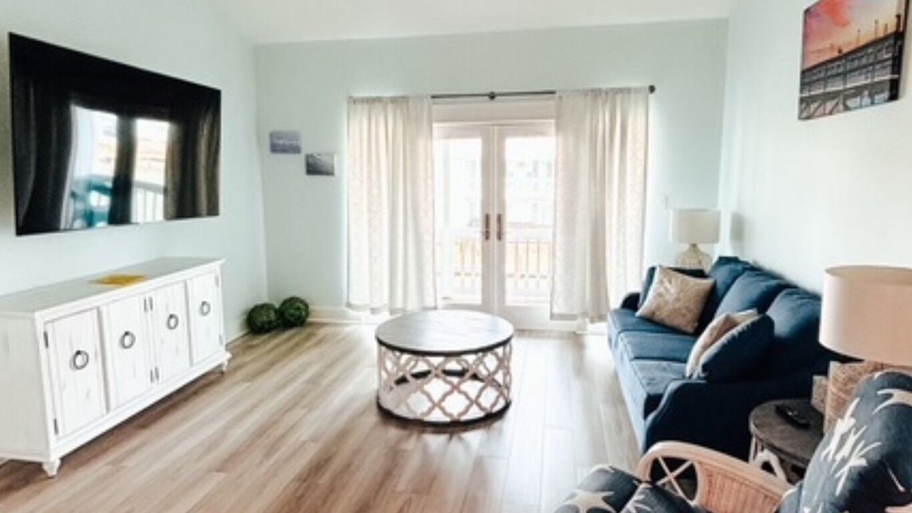 Photo of Livingroom in Key Allegro