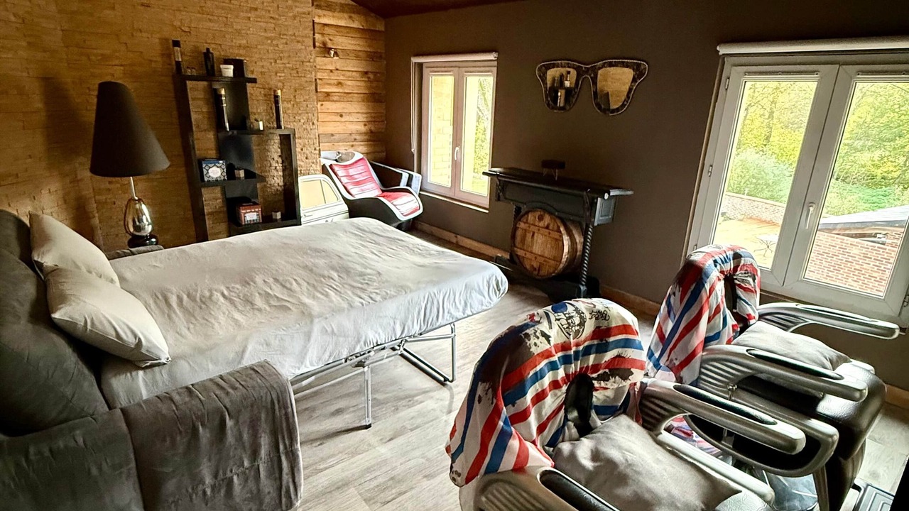 Photo of Others in Proix