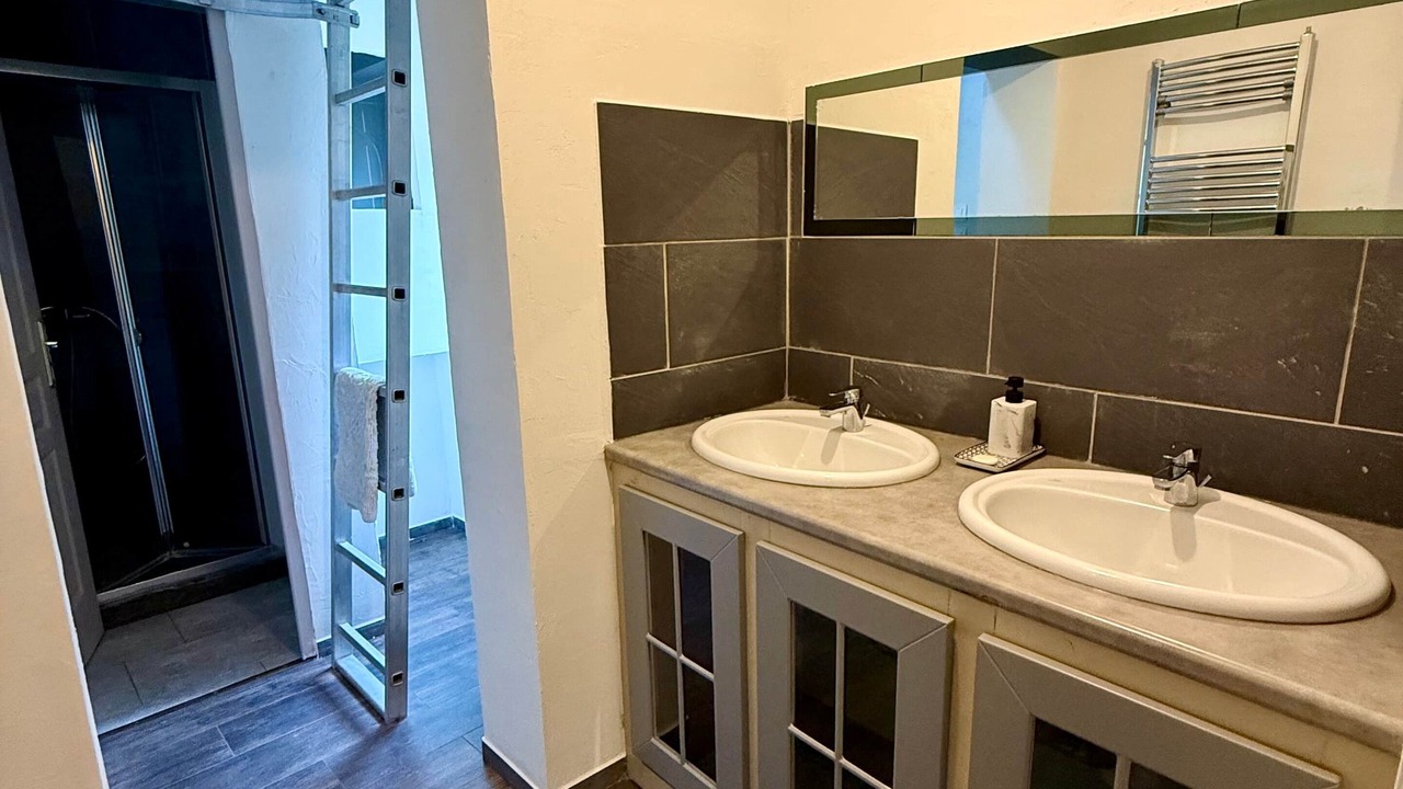 Photo of Bathroom in Proix