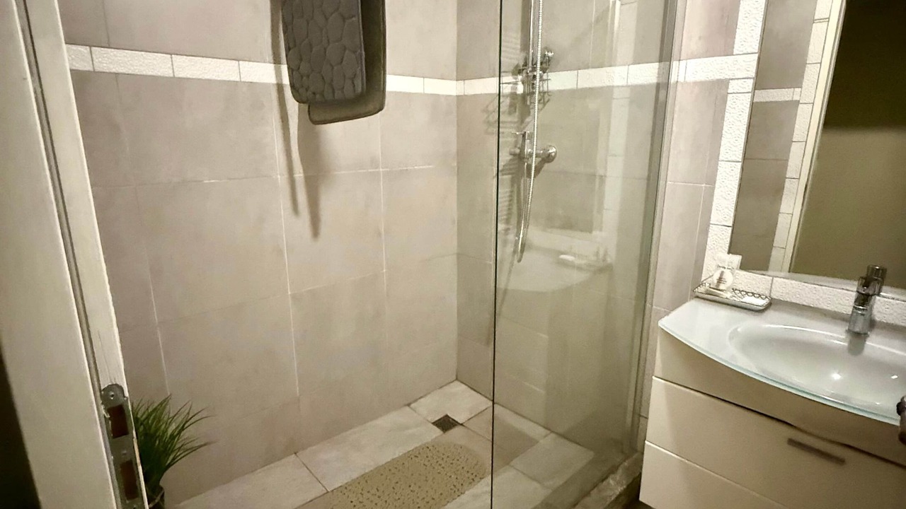 Photo of Bathroom in Proix