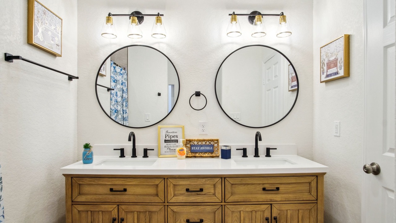 Photo of Bathroom in Near East Side