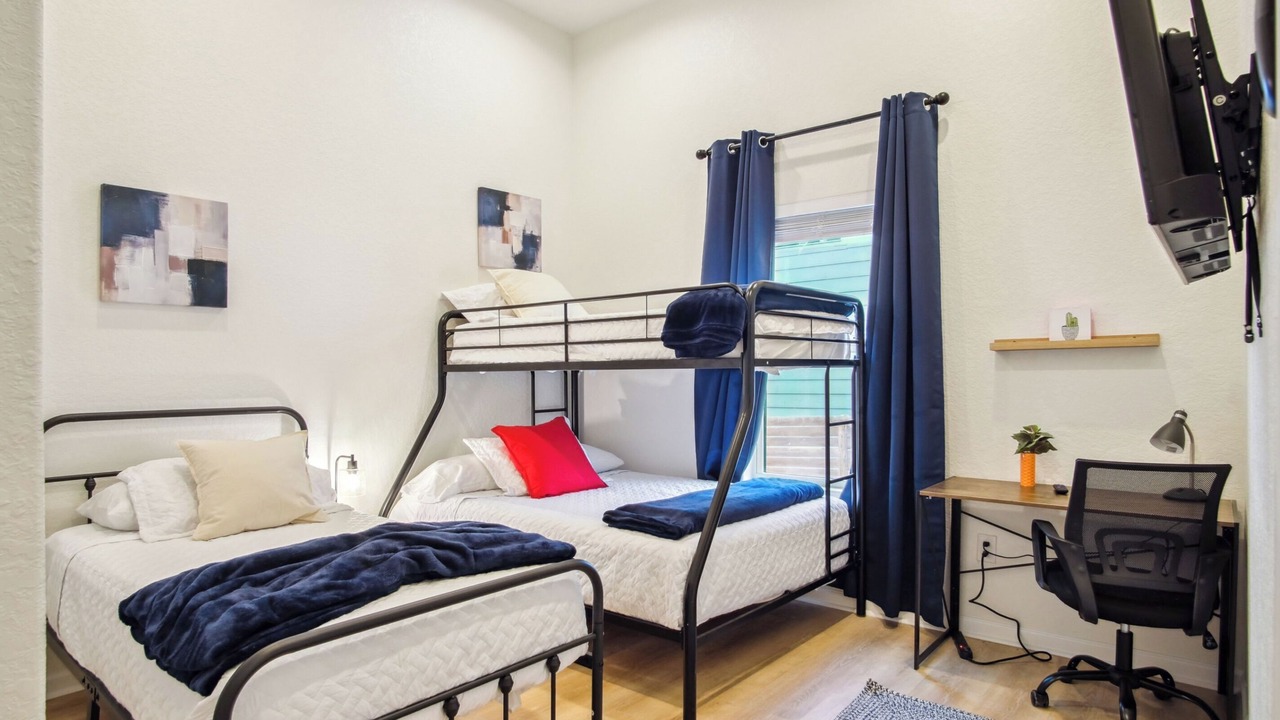 Photo of Bedroom in Near East Side