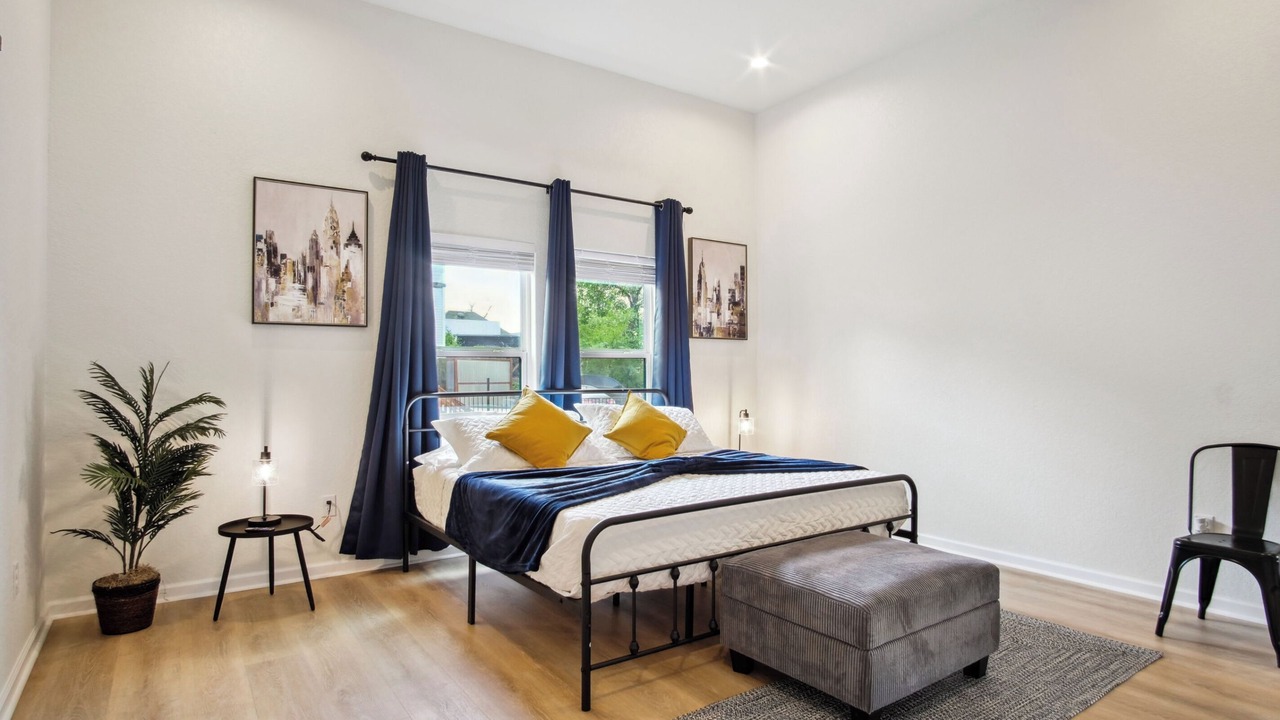 Photo of Bedroom in Near East Side