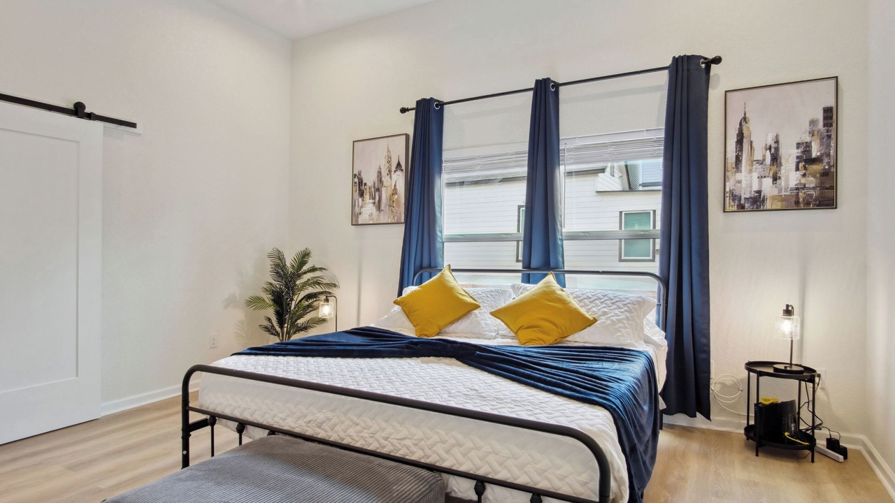 Photo of Bedroom in Near East Side
