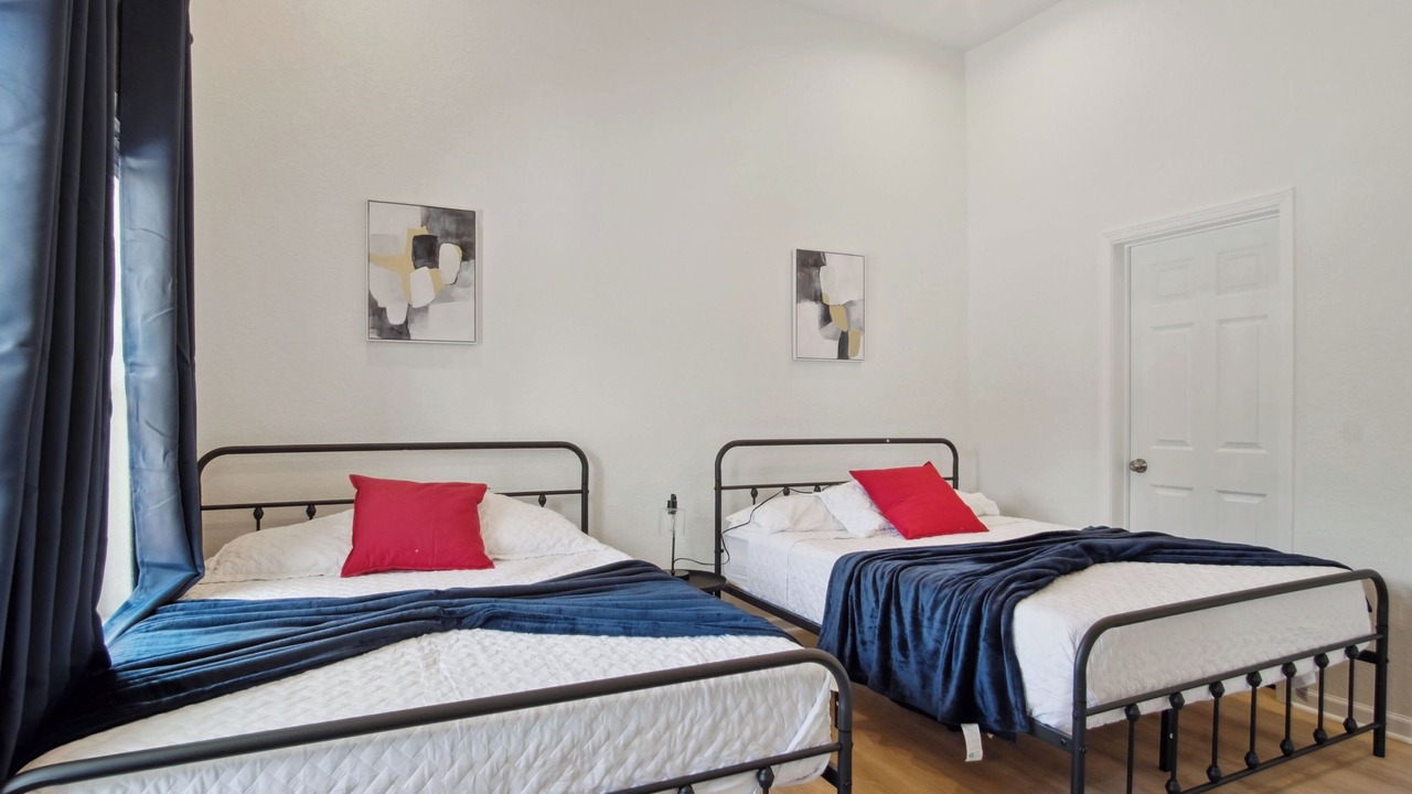 Photo of Bedroom in Near East Side