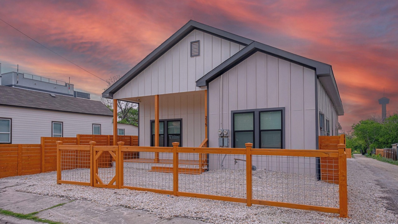 Photo of Outdoor in Near East Side
