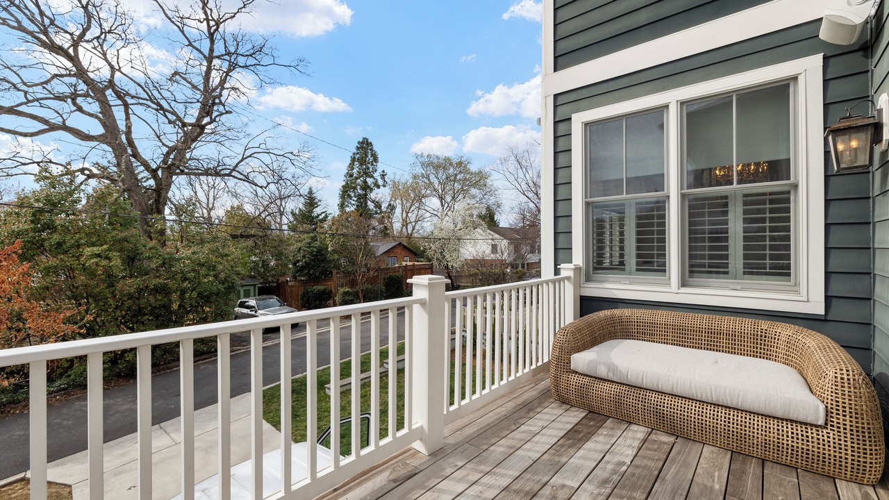 Photo of Patio Balcony in Arlington