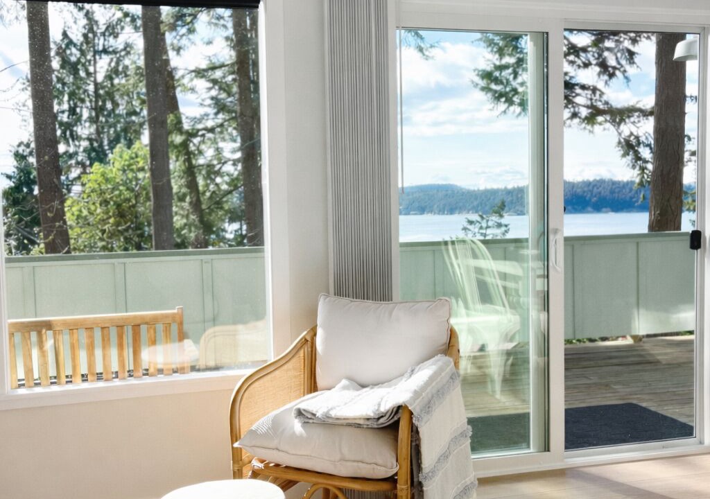 Photo of Livingroom in La Conner