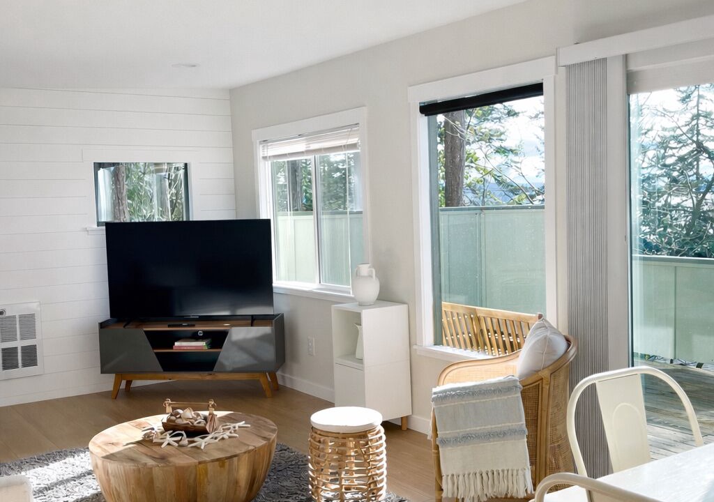 Photo of Livingroom in La Conner