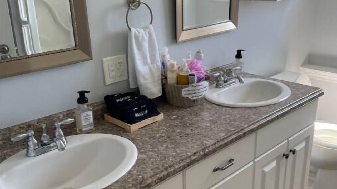 Photo of Bathroom in New Dominion