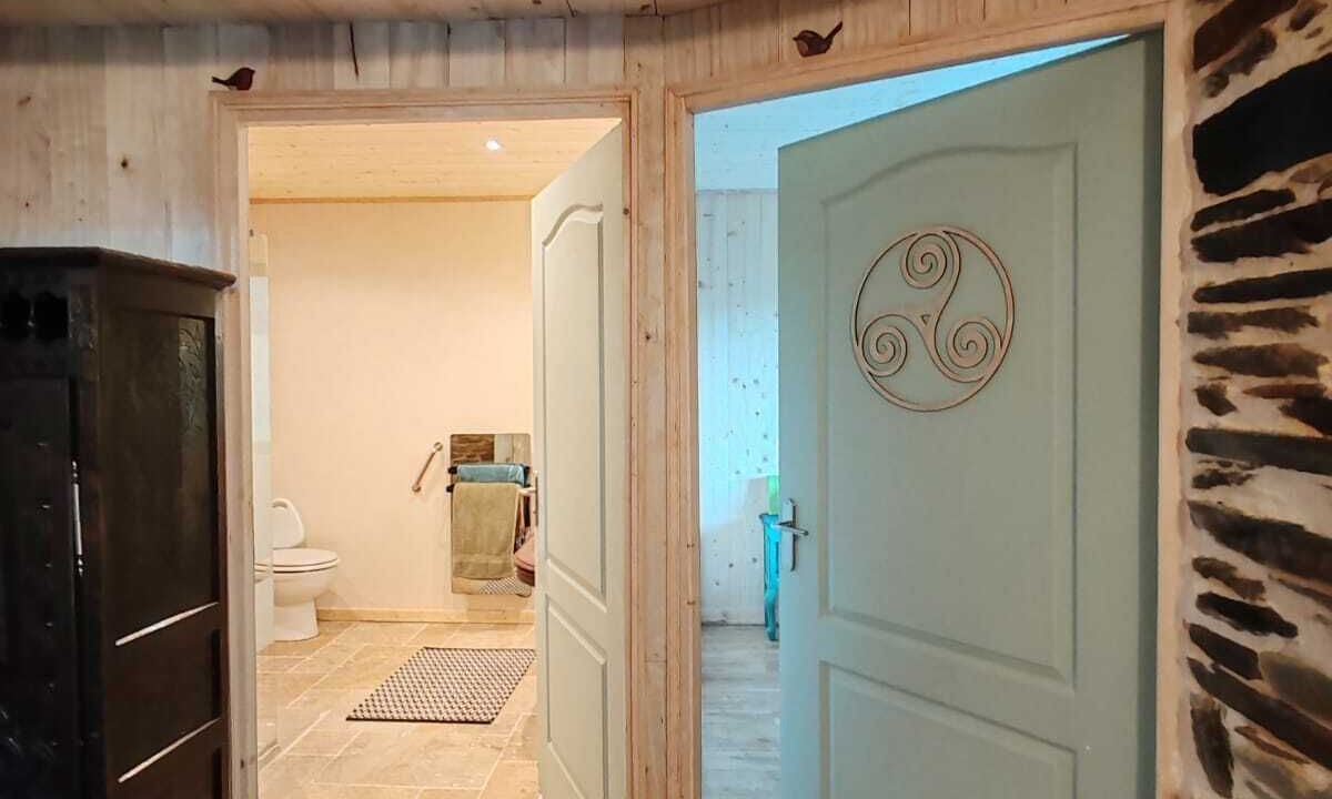 Photo of Bathroom in Laniscat