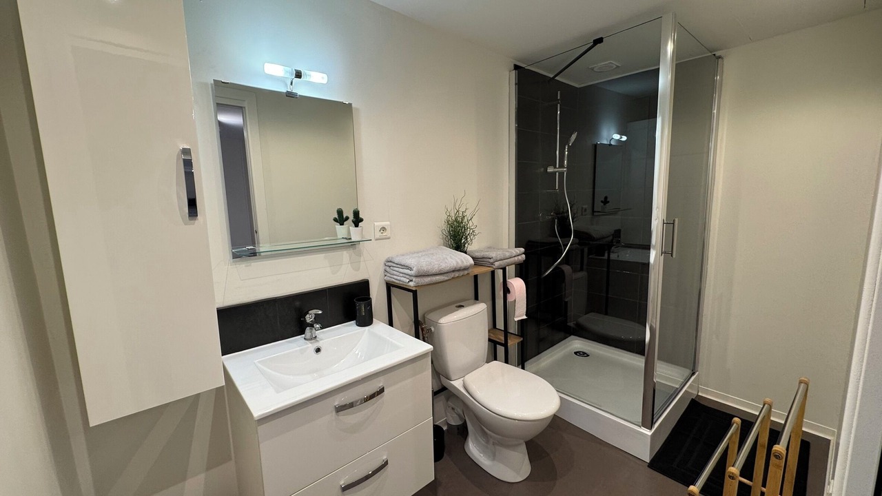 Photo of Bathroom in Les Martys