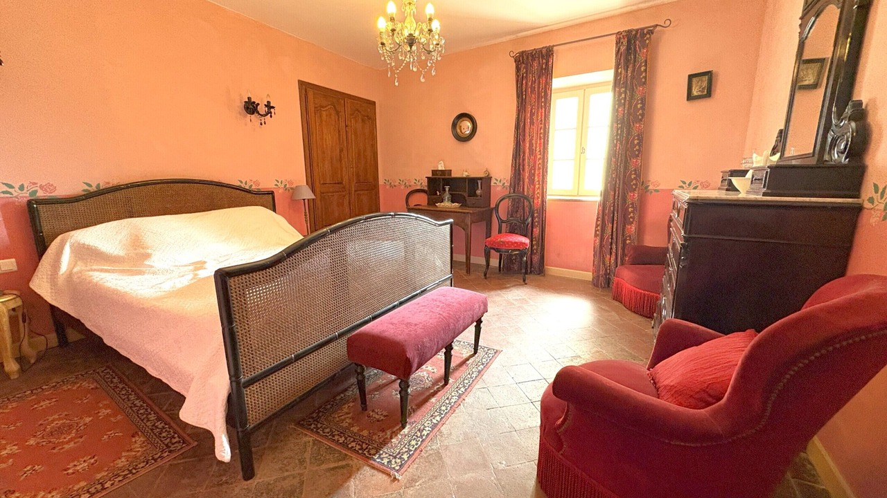 Photo of Bedroom in Garrigues