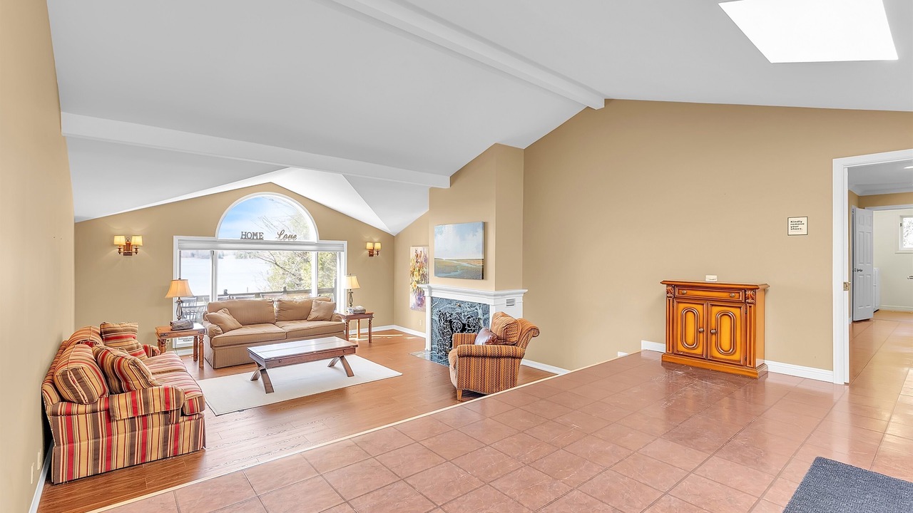 Photo of Livingroom in Glen Huron